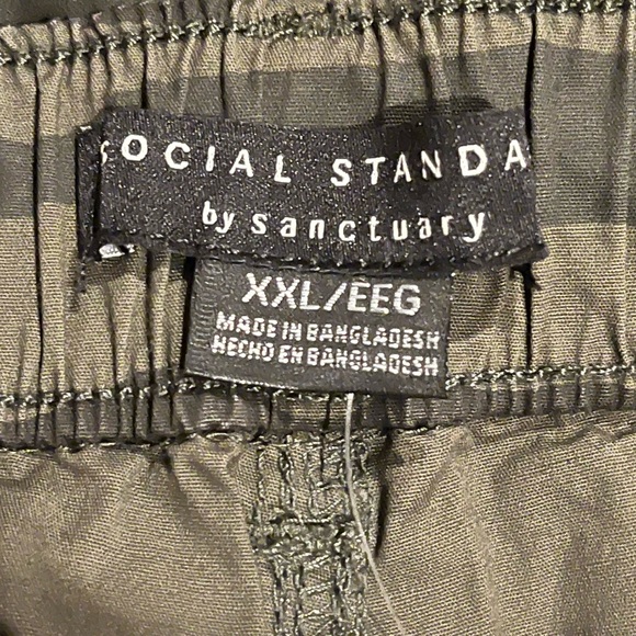 Social Standard Hero Utility Shorts Convertible Length Relaxed Fit Camo XXL - Picture 7 of 7